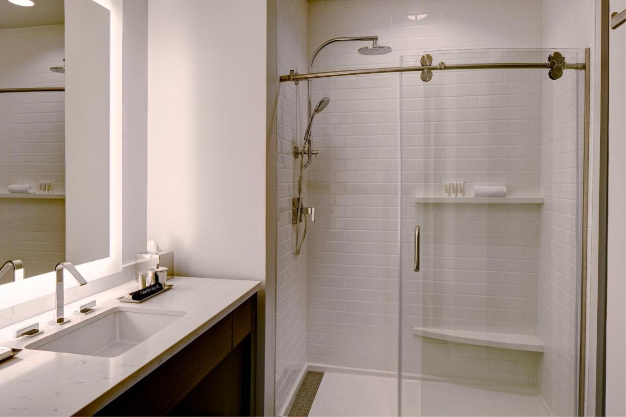 Archer Hotel Seattle/レッドモンド エクステリア 写真