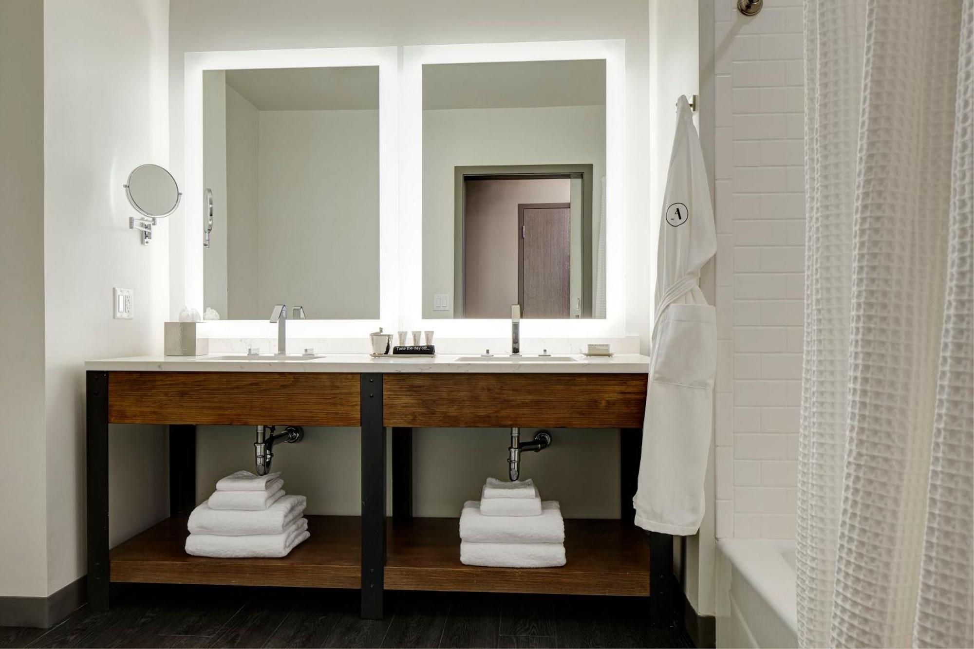 Archer Hotel Seattle/レッドモンド エクステリア 写真